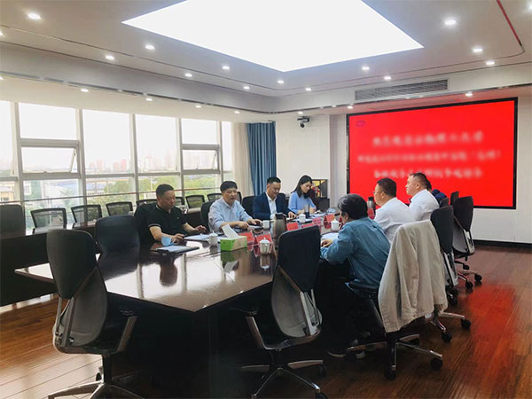 安徽理工大学环境敦睦资料与职业健全钻研院（常德）辅导莅临公司参观互换